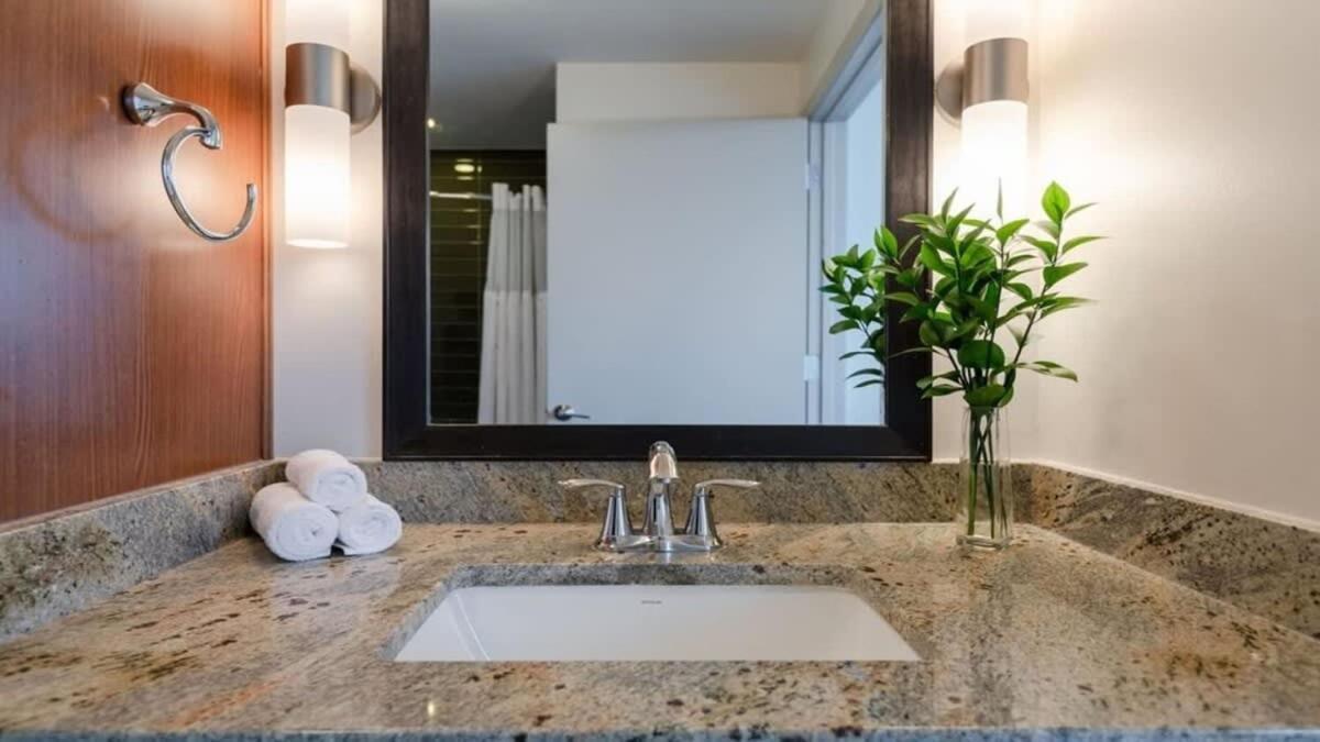 18Th Fl Stylish Cozysuites With Pool, Gym #1 Dallas Exterior photo