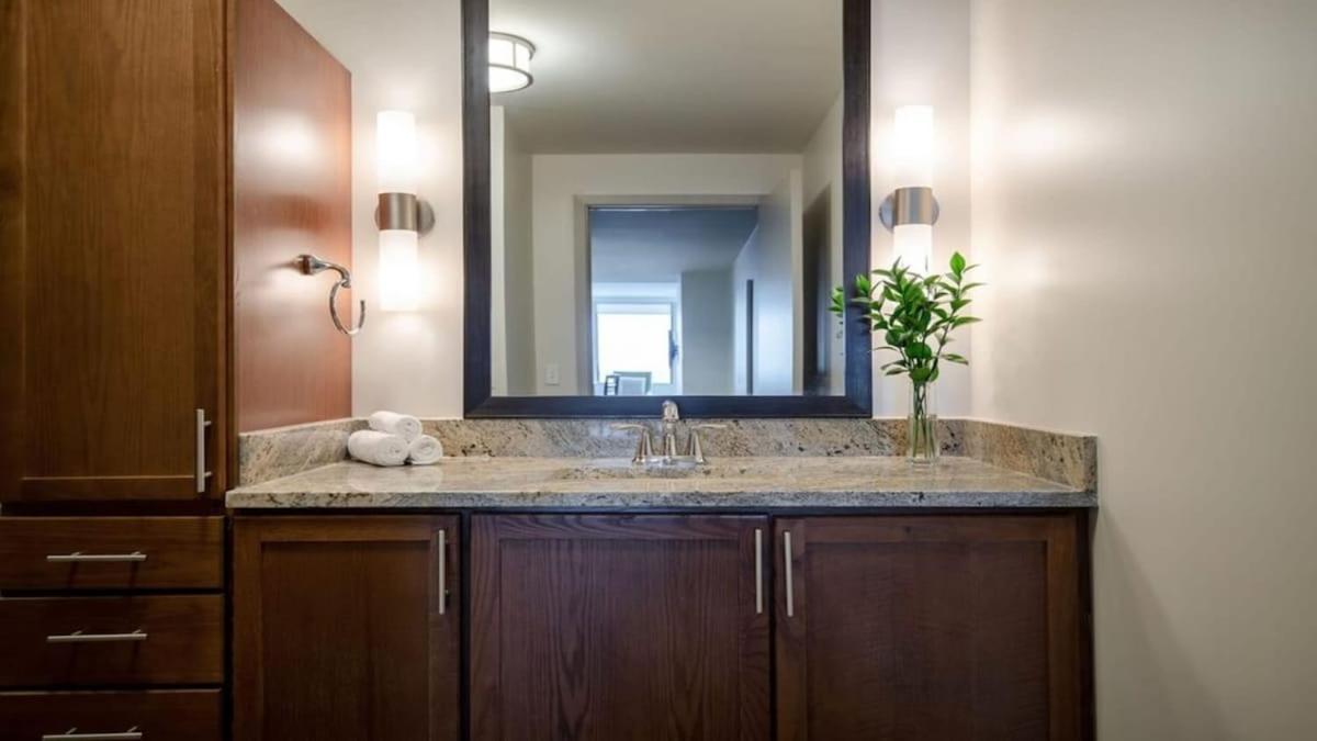 18Th Fl Stylish Cozysuites With Pool, Gym #1 Dallas Exterior photo