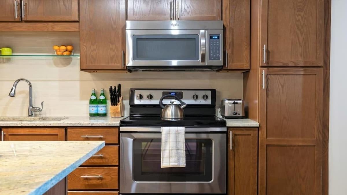 18Th Fl Stylish Cozysuites With Pool, Gym #1 Dallas Exterior photo